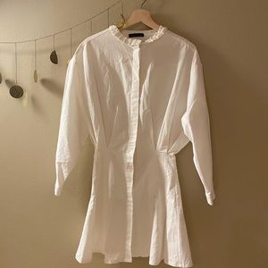 Mini white dress with long sleeve